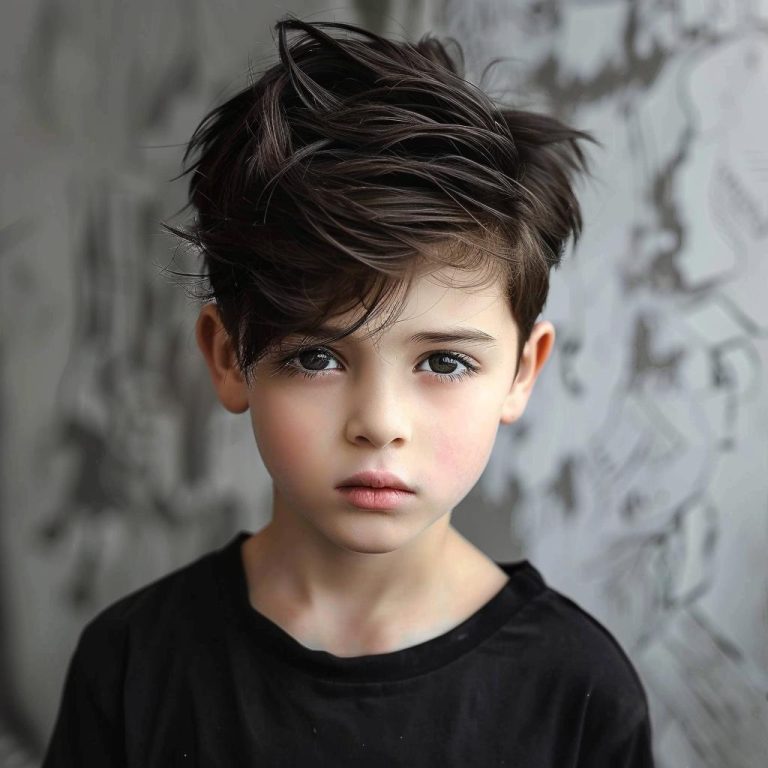 32 Coole und Einfache Frisuren für Jungs auf dem Schulhof