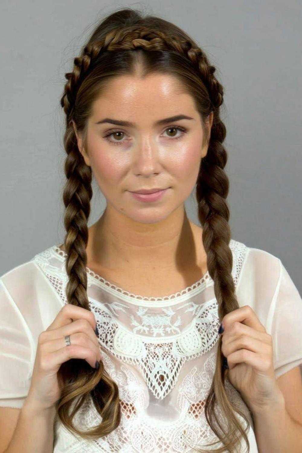 Doppelzöpfe klassisch kurz