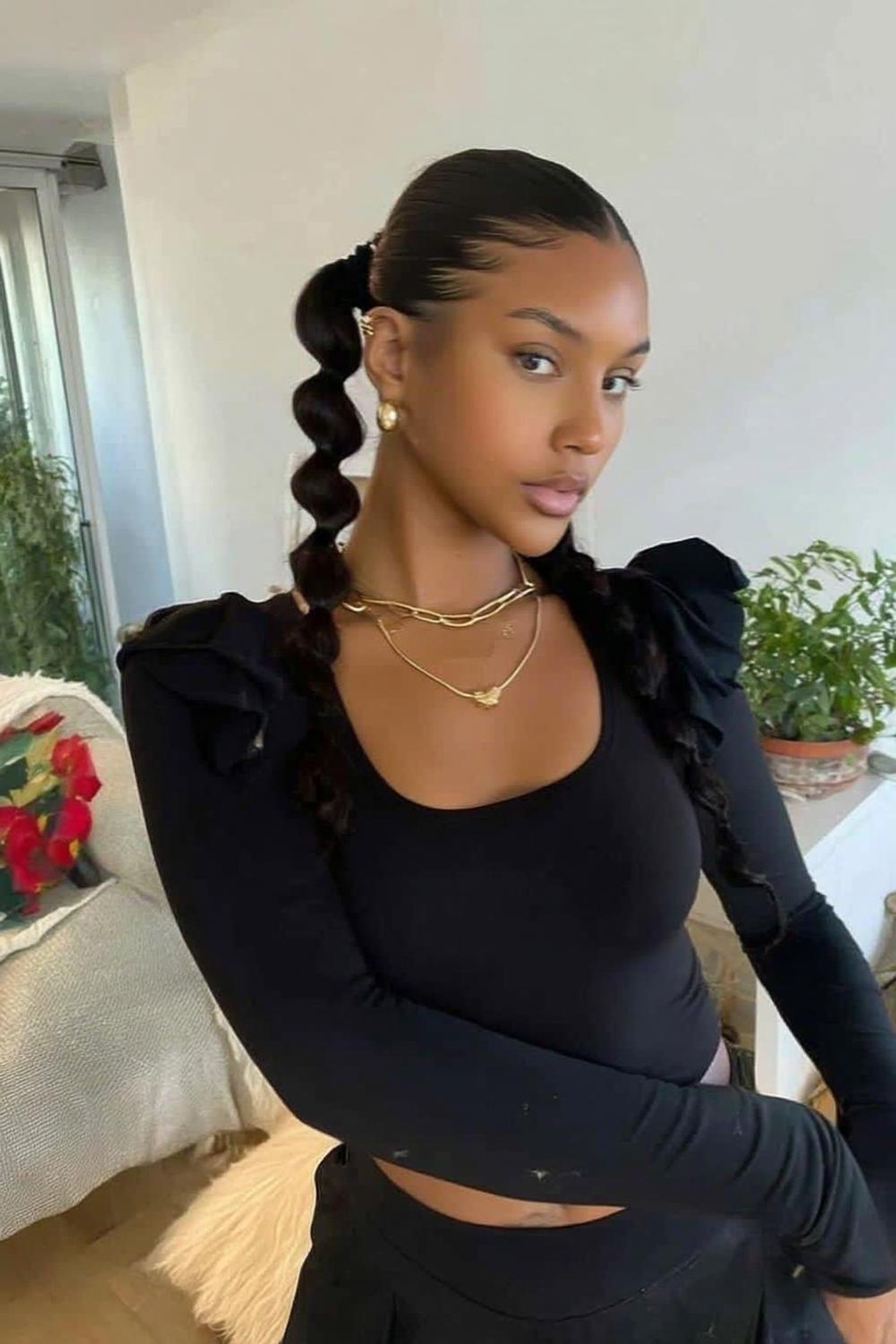 Bubble-Pferdeschwanz im Sleek-Style